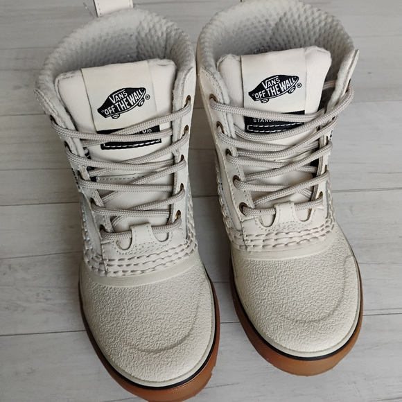VANS NEW Standard Mid Snow MTE Boots Vintage White - Picture 5 of 11
